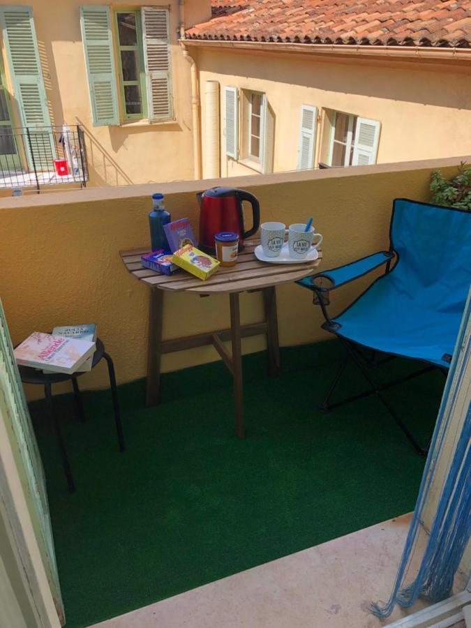 Welcome In The Cozy Blue Nest Pedestrian Menton Kültér fotó